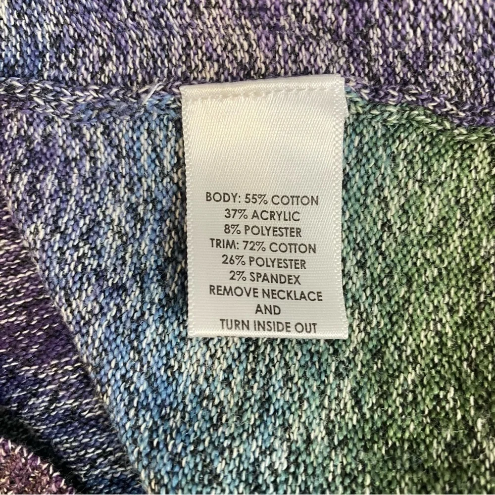 KIM ROGERS Women's size M Petite V-neck knit sweater with inset Collar & Cuffs